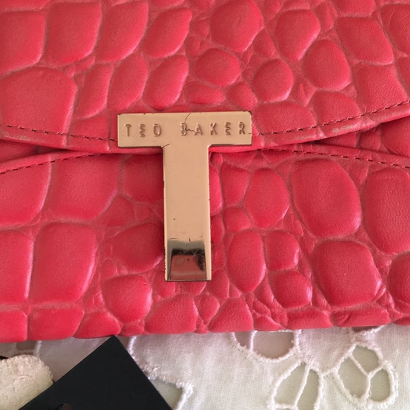 ♥️Ted Baker Wallet♥️ - Picture 2 of 6